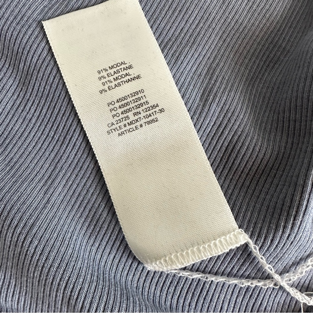 BUNDLE - Aritzia Wilfried tie front top - Picture 3 of 8
